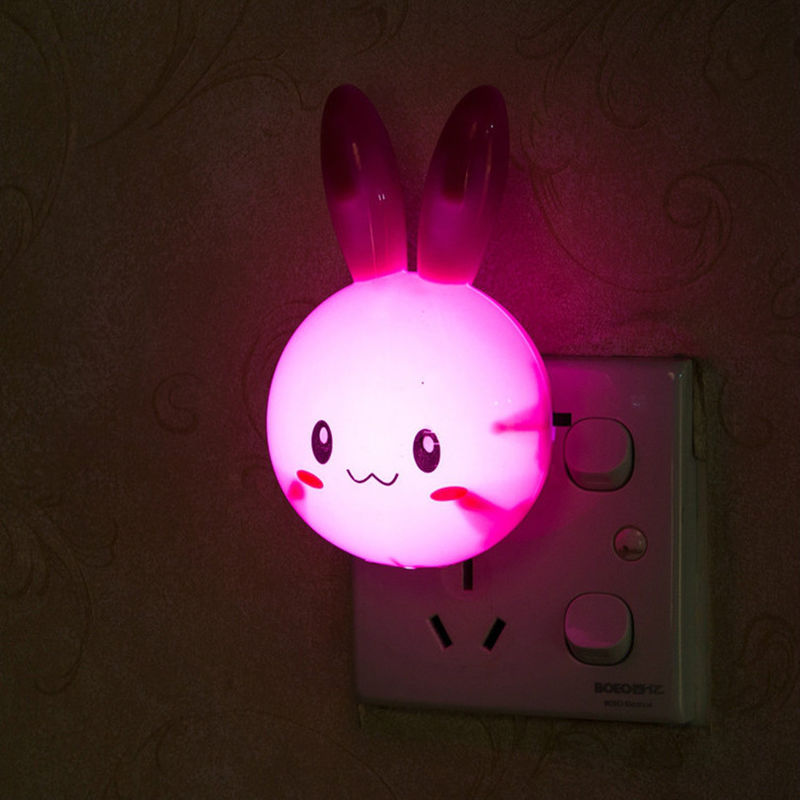 ผู้ผลิตของเล่นที่กําหนดเอง LED Rabbit Night Lamp เปิด / ปิดไฟผนัง