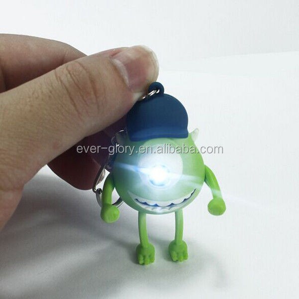 ของเล่นไวนิลที่กําหนดเอง ทํา 3D LED การ์ตูน Keychain อุปกรณ์เสริม