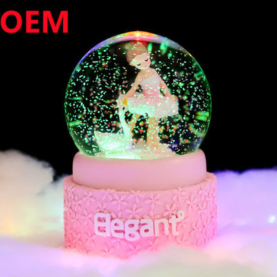 พอลิเรซินพิเศษ เจ้าหญิง Light Up Water Globe เจ้าหญิง Snow Globe With Music Box