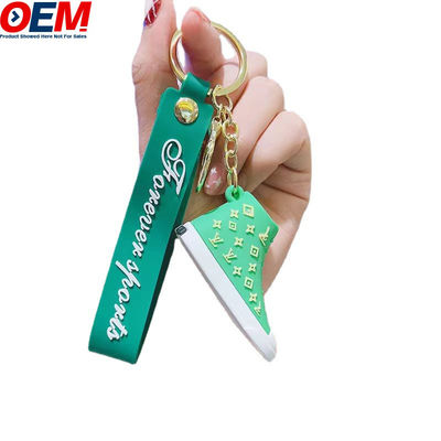 ผู้ผลิตรูปแบบ OEM 3D รองเท้าสเนคเกอร์เล็ก Keychain รองเท้าสเนคเกอร์เล็ก Custom Your Own Design Toy