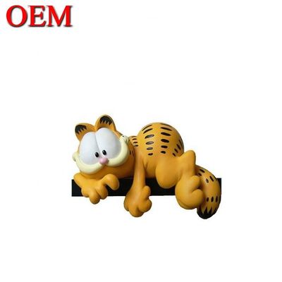 ผู้ผลิต OEM พลาสติก Lazy Cat Toy Figure Custom PVC 3D Anime การฉีดศิลปะ
