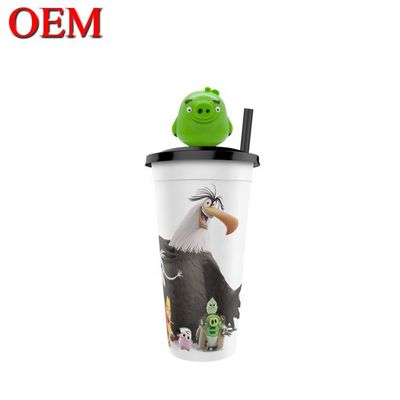 ตําราพลาสติกที่กําหนดเอง OEM Cup Topper Figures Create Birthday Figure Cup การตกแต่ง